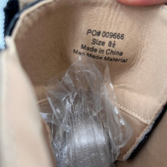 Journee Collection Covva Lace Up Boot Size 8.5 Black Faux Patent Leather - Picture 12 of 14